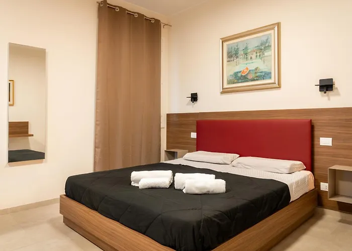 Eliseo Πανσιόν